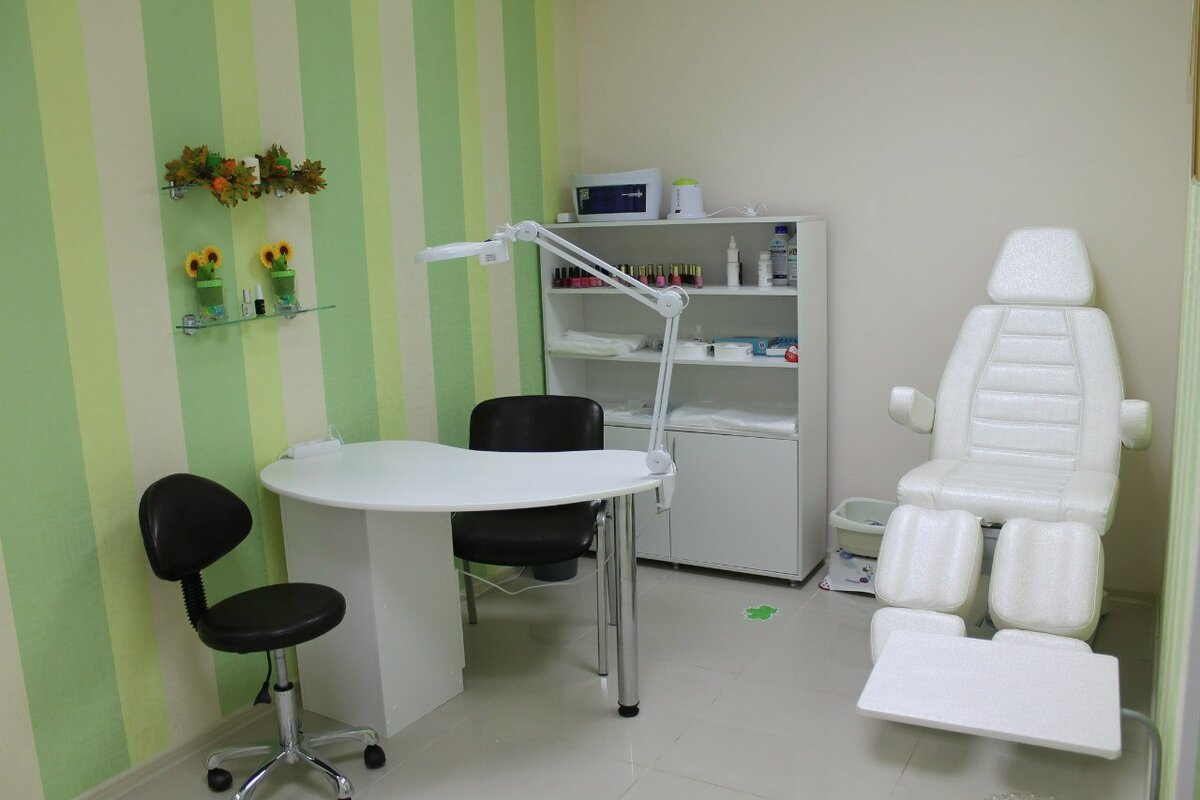 мебель для педикюрного кабинета